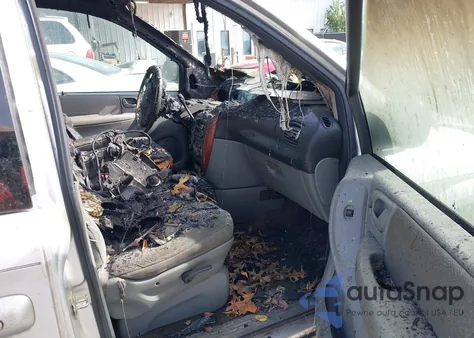 2005 Chrysler Town & Country из США, поврежденный, VIN 1C4GP45R95B295247